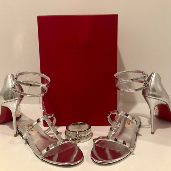 VALENTINO ROCKSTUD SILVER  SANDALS - Picture 6 of 8